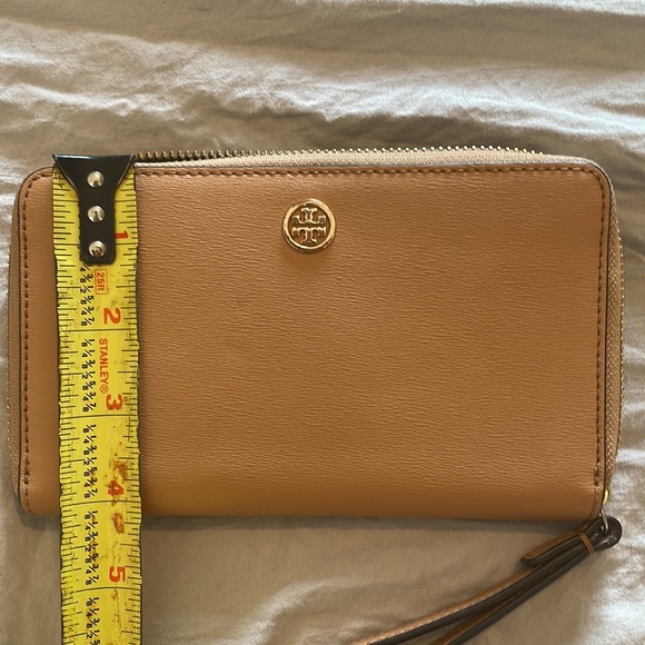 Tan Tory Burch Wristlet - Picture 7 of 7